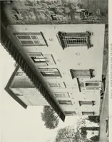 An illustration from Villas of Florence and Tuscany (1922)
