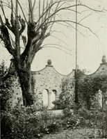 An illustration from Villas of Florence and Tuscany (1922)