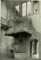 An illustration from Villas of Florence and Tuscany (1922)