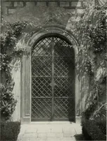 An illustration from Villas of Florence and Tuscany (1922)