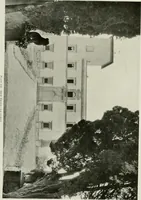 An illustration from Villas of Florence and Tuscany (1922)