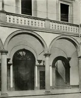 An illustration from Villas of Florence and Tuscany (1922)
