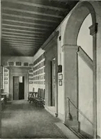 An illustration from Villas of Florence and Tuscany (1922)