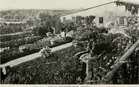 An illustration from Villas of Florence and Tuscany (1922)