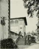 An illustration from Villas of Florence and Tuscany (1922)