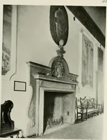 An illustration from Villas of Florence and Tuscany (1922)