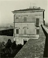 Picture 200 of 309 from Villas of Florence and Tuscany (1922), leaf 290