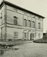 An illustration from Villas of Florence and Tuscany (1922)