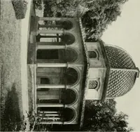 An illustration from Villas of Florence and Tuscany (1922)