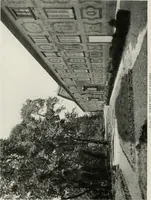 An illustration from Villas of Florence and Tuscany (1922)