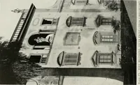 An illustration from Villas of Florence and Tuscany (1922)
