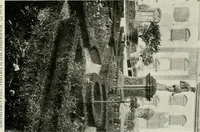 An illustration from Villas of Florence and Tuscany (1922)