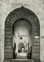 An illustration from Villas of Florence and Tuscany (1922)