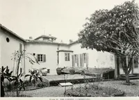 An illustration from Villas of Florence and Tuscany (1922)