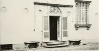 An illustration from Villas of Florence and Tuscany (1922)