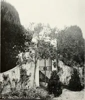 An illustration from Villas of Florence and Tuscany (1922)