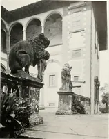 An illustration from Villas of Florence and Tuscany (1922)