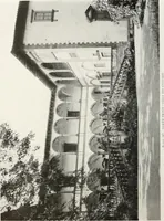 An illustration from Villas of Florence and Tuscany (1922)