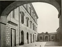 An illustration from Villas of Florence and Tuscany (1922)