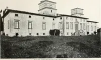An illustration from Villas of Florence and Tuscany (1922)