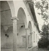 An illustration from Villas of Florence and Tuscany (1922)