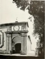 An illustration from Villas of Florence and Tuscany (1922)