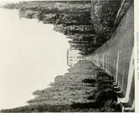 An illustration from Villas of Florence and Tuscany (1922)