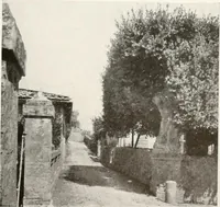 An illustration from Villas of Florence and Tuscany (1922)