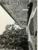 An illustration from Villas of Florence and Tuscany (1922)