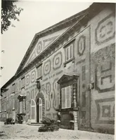 An illustration from Villas of Florence and Tuscany (1922)