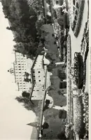 An illustration from Villas of Florence and Tuscany (1922)