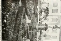 An illustration from Villas of Florence and Tuscany (1922)