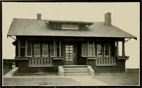 An illustration from West coast bungalows. (1912)
