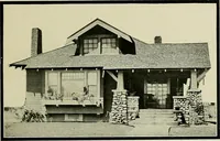 An illustration from West coast bungalows. (1912)