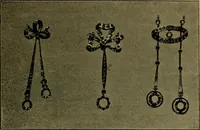 An illustration from XIV [i.e. Vierzehnter] Verbandstag Verband deutscher Juweliere, Gold- & Silberschmiede Strassburg, vom 7.-11. August 1914 : verbunden mit einer Ausstellung alter & neuer Goldschmiedearbeiten und Uhren (1914)
