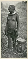 An illustration from A Yankee in pigmy land (1905)