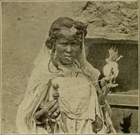Picture 9 of 85 from Yarn and cloth making; an economic study; a college and normal schools text preliminary to fabric study, and a reference for teachers of industrial history and art in secondary and elementary schools (1918), leaf 71