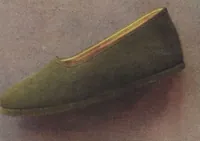 Picture 12 of 20 from Gaghills slipper factory / H.W. Trickett Limited (1906), leaf 13