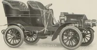 An illustration from Gasoline and electric automobiles / made by Studebaker Automobile Company (1905)