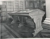 Picture 41 of 75 from General catalogue of show cases, fittings, book cases, stands &c., executed for H.M. Government at the British & Natural History museums (1907), leaf 67
