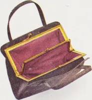 Picture 7 of 286 from Boots leather goods, fancy, silver, toilet, and bound book depts. Season 1910-11 (1910), leaf 12