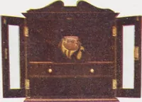 Picture 68 of 286 from Boots leather goods, fancy, silver, toilet, and bound book depts. Season 1910-11 (1910), leaf 41
