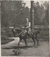 Picture 22 of 26 from Le tour du bois : photogravures : photographie hippique au Bois du Boulogne et Boulevard Saint-Germain (1884), leaf 49