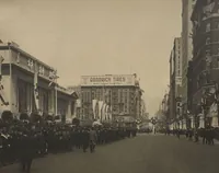 An illustration from [Decorations in the city of New York to honor and welcome the British and French commissions, May 9th to May 13th, 1917 / phot. by Wurts brothers] (1917)