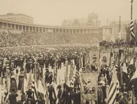 Picture 25 of 27 from [Decorations in the city of New York to honor and welcome the Italian commission, June 21, 22, 23, 1917 / phot. by Wurts brothers] (1917), leaf 26