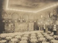 Picture 27 of 27 from [Decorations in the city of New York to honor and welcome the Italian commission, June 21, 22, 23, 1917 / phot. by Wurts brothers] (1917), leaf 28
