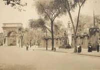 An illustration from [Decorations in the city of New York to honor and welcome the Italian commission, June 21, 22, 23, 1917 / phot. by Wurts brothers] (1917)