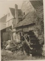 Picture 5 of 9 from Picturesque bits of New York and other studies / by Alfred Stieglitz (1897), leaf 10