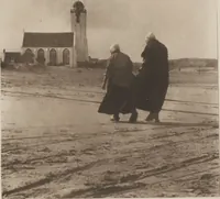 Picture 7 of 9 from Picturesque bits of New York and other studies / by Alfred Stieglitz (1897), leaf 12