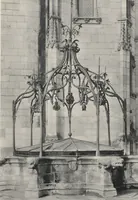Picture 32 of 65 from Documents de ferronnerie ancienne du XIIe au XVIIIe siècle : recueil de 40 planches comprenant plus de 100 documents de ferronnerie monumentale et de serrurerie fine ... (1922), leaf 22